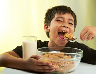 boy having breakfast