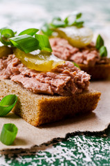 Sandwich with liver pate