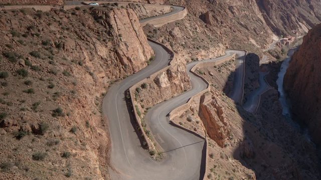 a spectacular windy mountain road