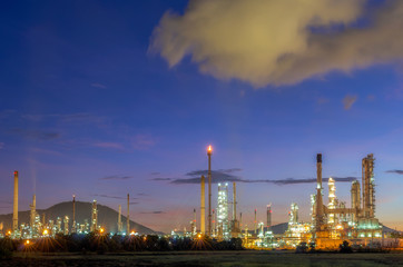 Fototapeta premium oil refinery industry plant
