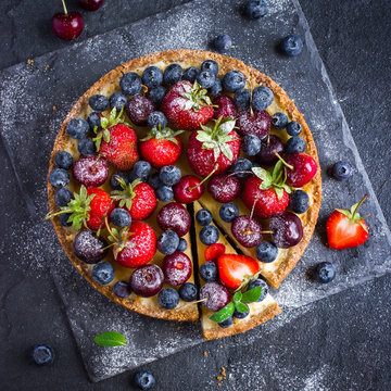 cheesecake with fresh summer berries
