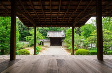 京都　雲龍院の日本庭園