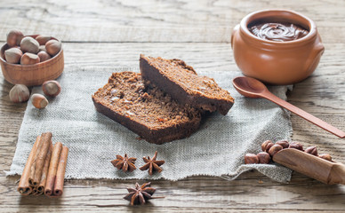 Slices of banana-chocolate bread with chocolate cream