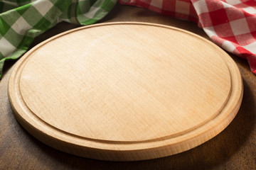 pizza cutting board