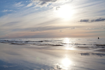 Fototapeta premium Amazing summer sunset view on the exotic beach.