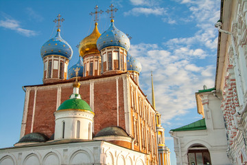 Fototapeta na wymiar Cathedral of the Assumption of the Ryazan Kremlin