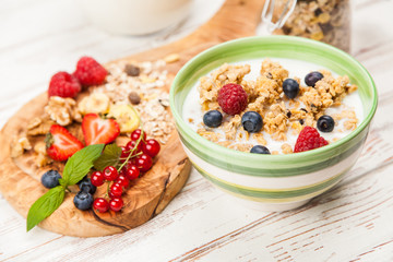 Muesli with berries