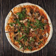 Pizza with chicken and mushrooms