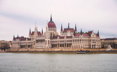 Fototapeta premium Hungarian Parliament 