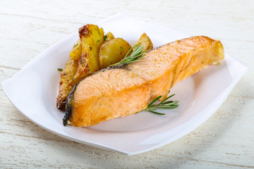 Baked salmon with potato