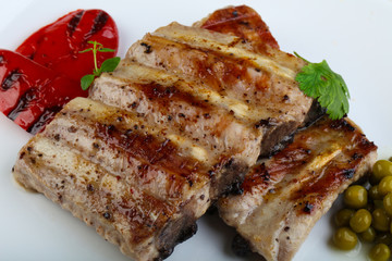 Grilled pork ribs