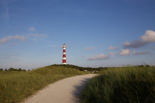 Leuchtturm Ameland mit D&uuml;nen