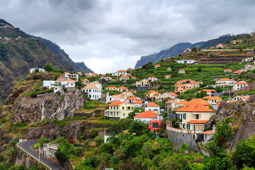 Fototapeta na wymiar Coastline near Ribeira Brava (Madeira, Portugal)