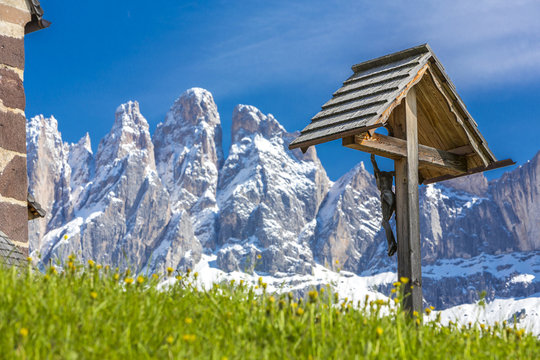 S&uuml;dtirol, Villn&ouml;sstal, Geislerspitzen, Blick von St. Magdalena