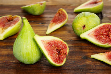 figs on table