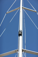 Plastic mast of a sailboat; lowered sails concept