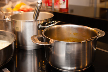 pans and cookware