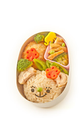 Lunch of bear motif