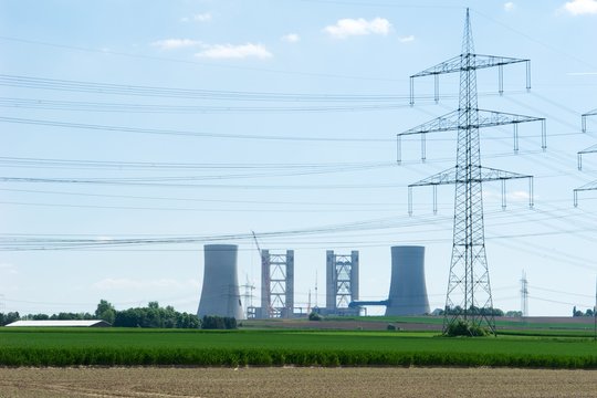 Kraftwerk Neurath im Bau