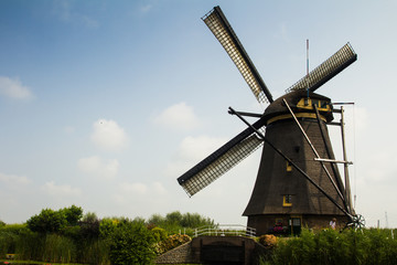 Fototapeta na wymiar windmill in the sky