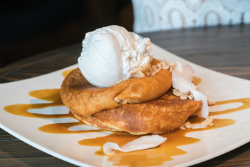 Icecream pancake dessert
