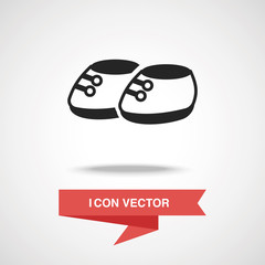 baby shoes icon