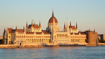 Fototapeta na wymiar Hungarian parliament along the Donau river in Budapest
