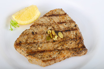 Grilled tuna steak