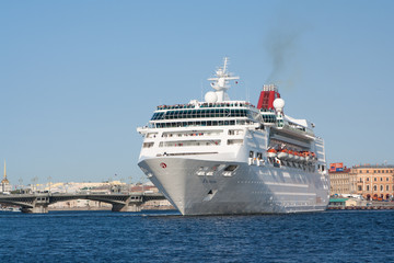 Fototapeta na wymiar Cruise ship sailed from the port of St. Petersburg