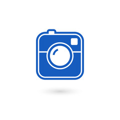 Vector camera icon. Isolated on white background. Vector illustration, eps 10.