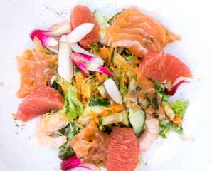Delicious fresh salad with tomatoes, lettuce