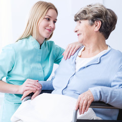 Obraz premium Old people assistant