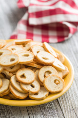 mini bread chips