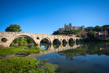 Fototapeta na wymiar Pont vieux, Béziers