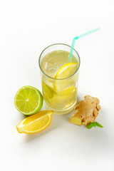 glass of ginger ale
