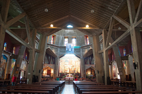 Nazaret: la Basilica dell'Annunciazione il 2 settembre 2015. Costruita nel 1969, la Basilica si trova nel luogo in cui l'arcangelo Gabriele annunciò a Maria la nascita di Gesù