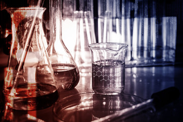 Scientists and scientific experiments to find out about the medical science or the scientific unit . The colors and scientific equipment beakers vitro microscopy .