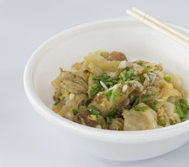 Stir-fried fresh rice-flour noodles