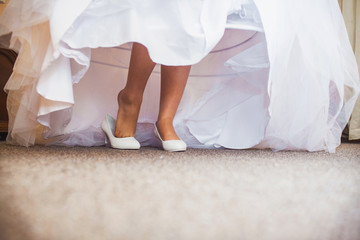 Fototapeta na wymiar beautiful bride's shoes