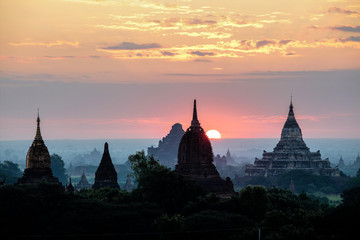 Myanmar - Burma - Pagoden in Bagan