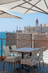 Acri, Israele: vista delle antiche mura della città vecchia, l'antica cittadella dei crociati, il...