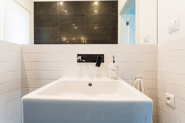 Bathroom with white tiling idea