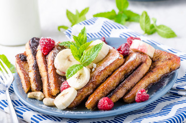 French toast with banana