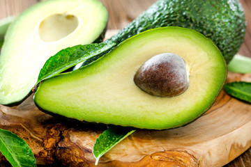 Frische Bio Avocado 