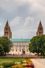 Fototapeta premium Cathédrale Saint-Pierre, Pecs, Hongrie