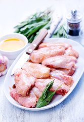 raw chicken wings