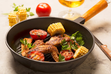 Chicken wings with organic veggies