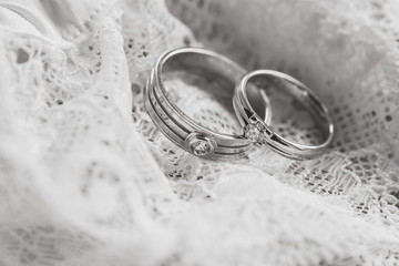 Obraz na płótnie Canvas wedding rings