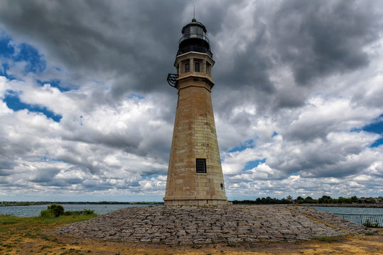 Buffalo Lighthouse 