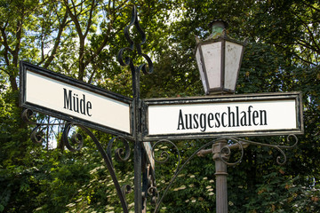 Fototapeta premium Schild 120 - Ausgeschlafen